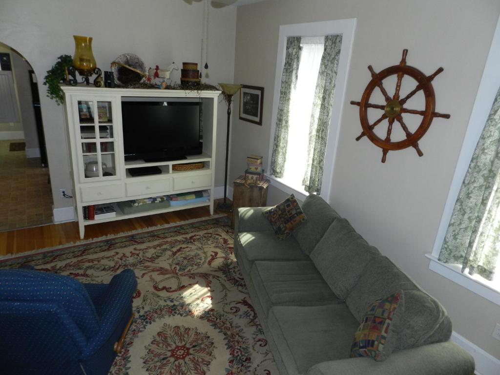 Helming Guest House photo