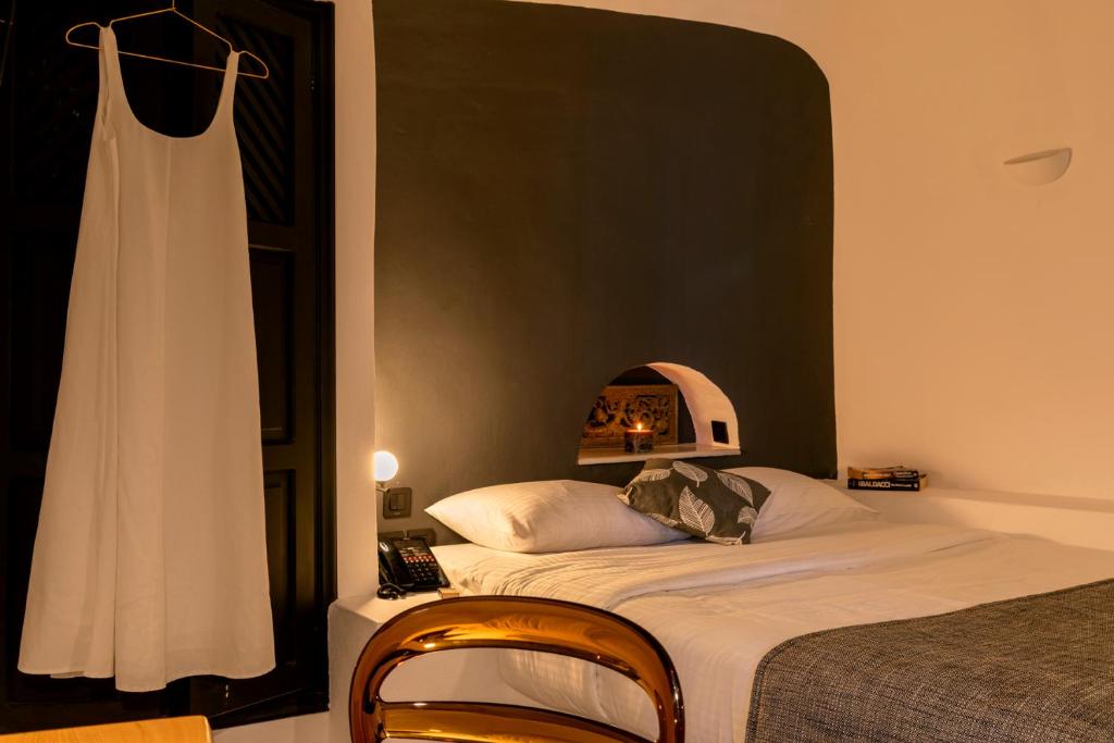 Pearl of Caldera Oia - Boutique Hotel by Pearl Hotel Collection photo