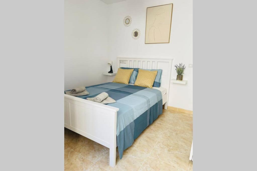 UIM Mediterraneo Poeta 2 Wifi - 2