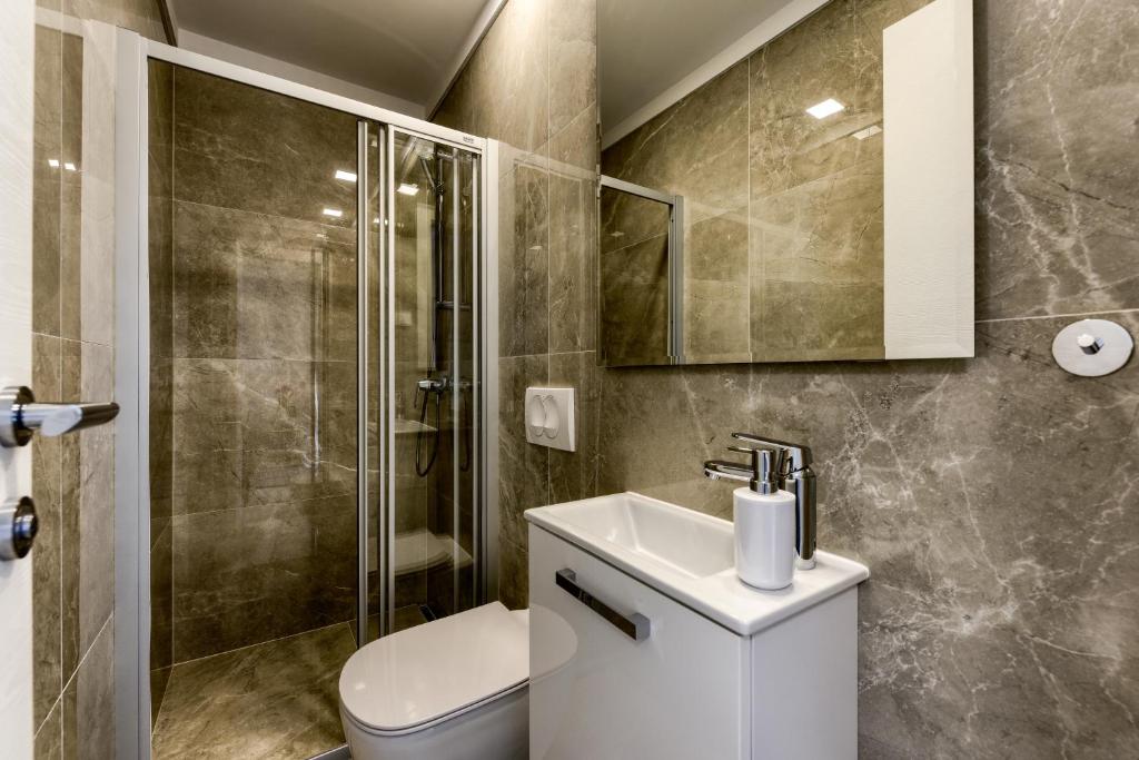Lunula Residence photo