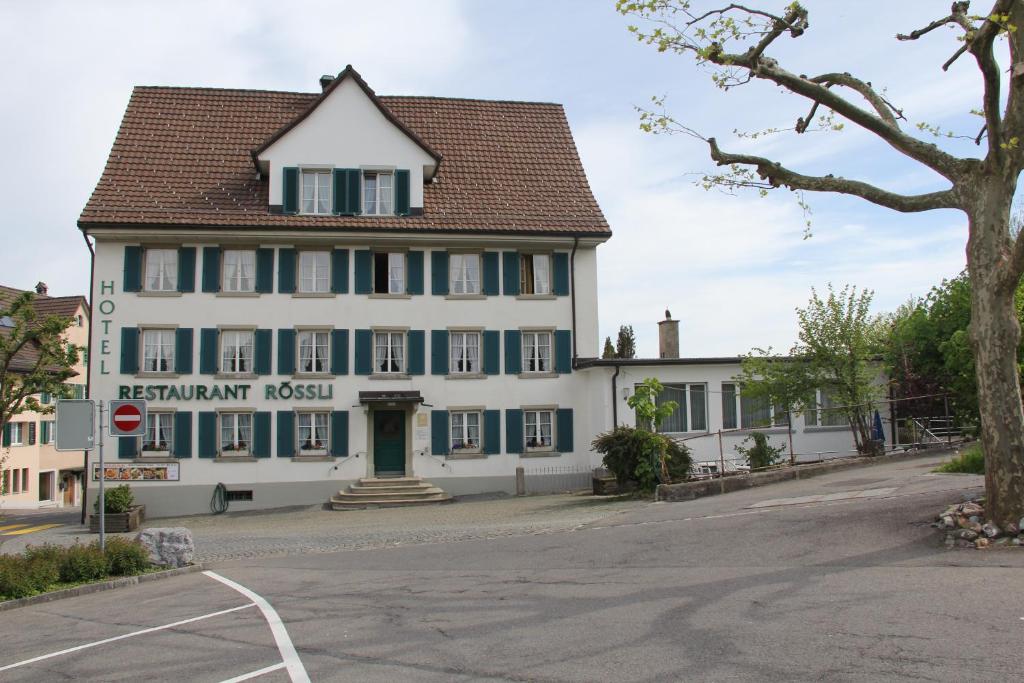 Hotel Restaurant Rossli — Hotel in Horgen