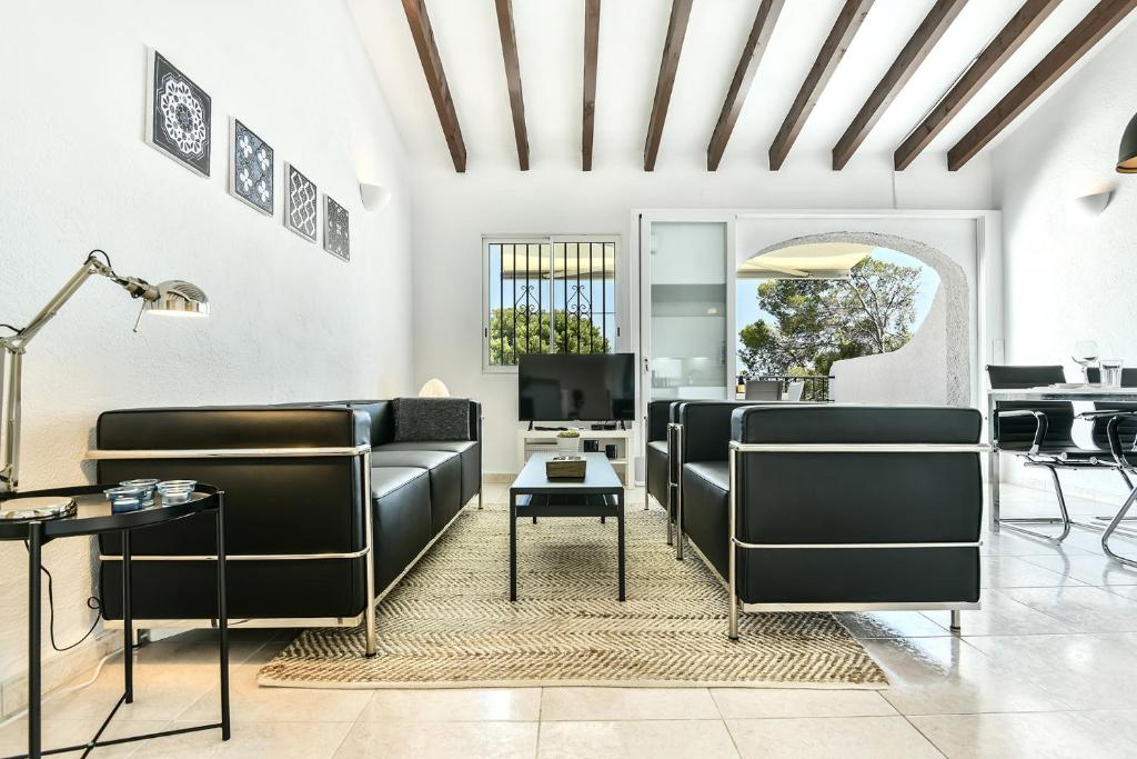 Modern stylish bungalow in Moraira - 3