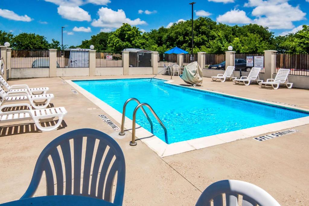 Motel 6-Cleburne, TX, Cleburne