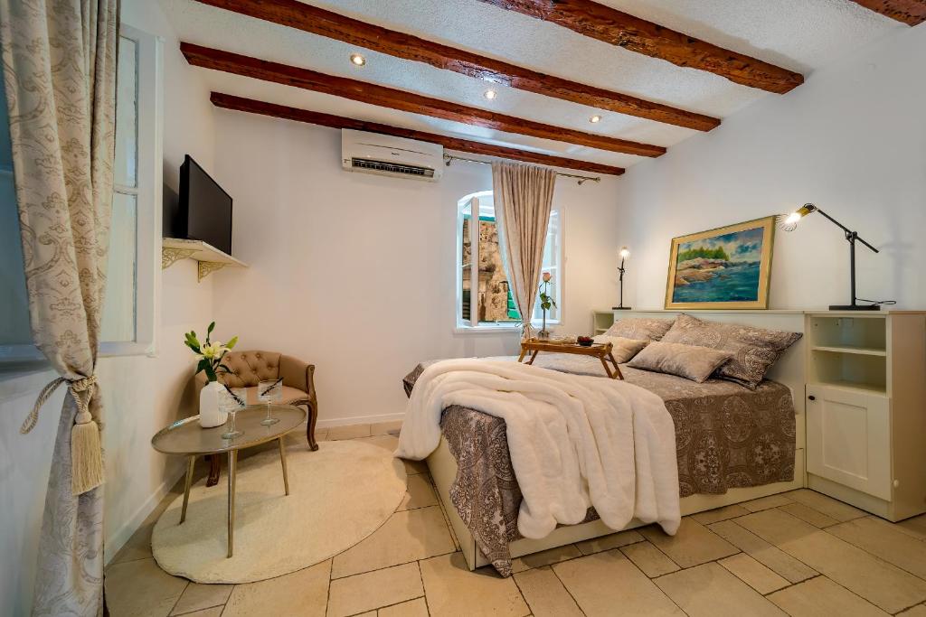 Charming Old Town Apartment Pjaca Split, Split