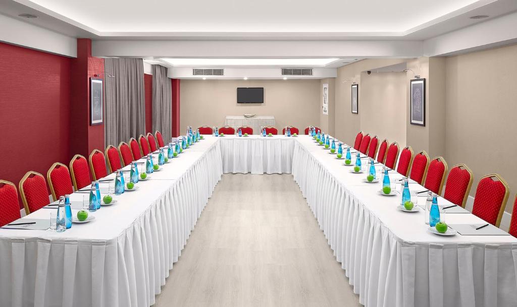 Toplantı odası / Geniş salon