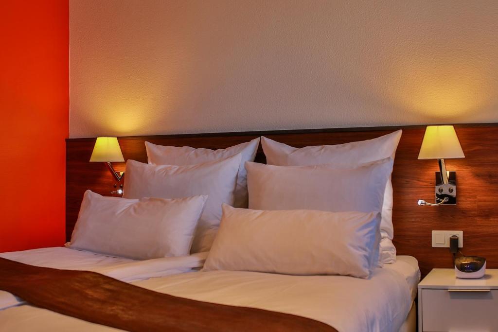 Hotel Saint-Hubert photo