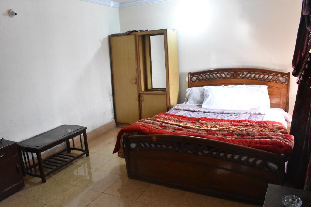 Mughal E Azam, Murree