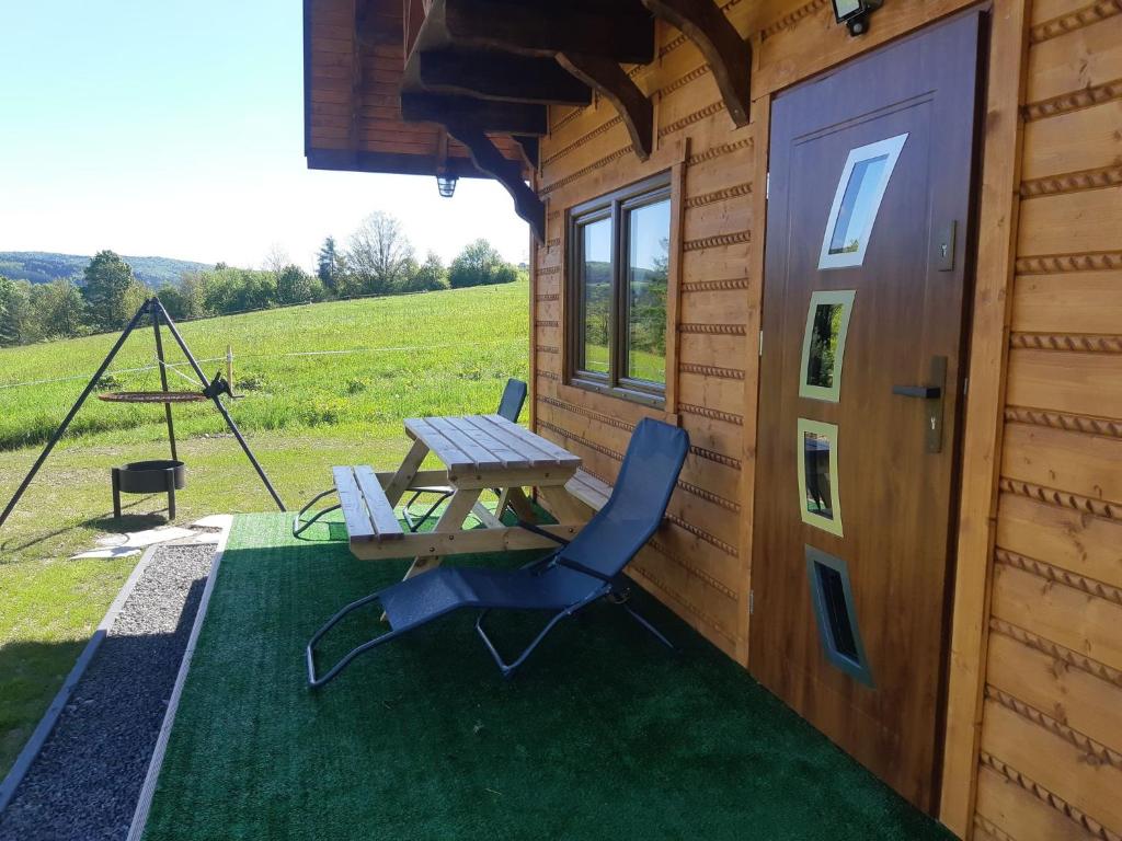 Domek na wzgórzu WILK, Świątkowa Mała