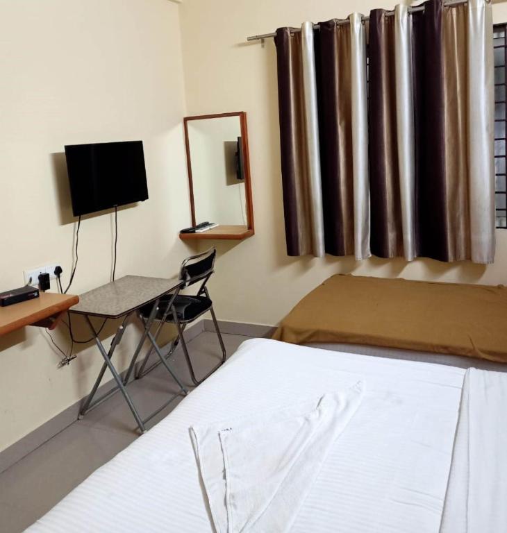 Brishen and Gavins Inn photo