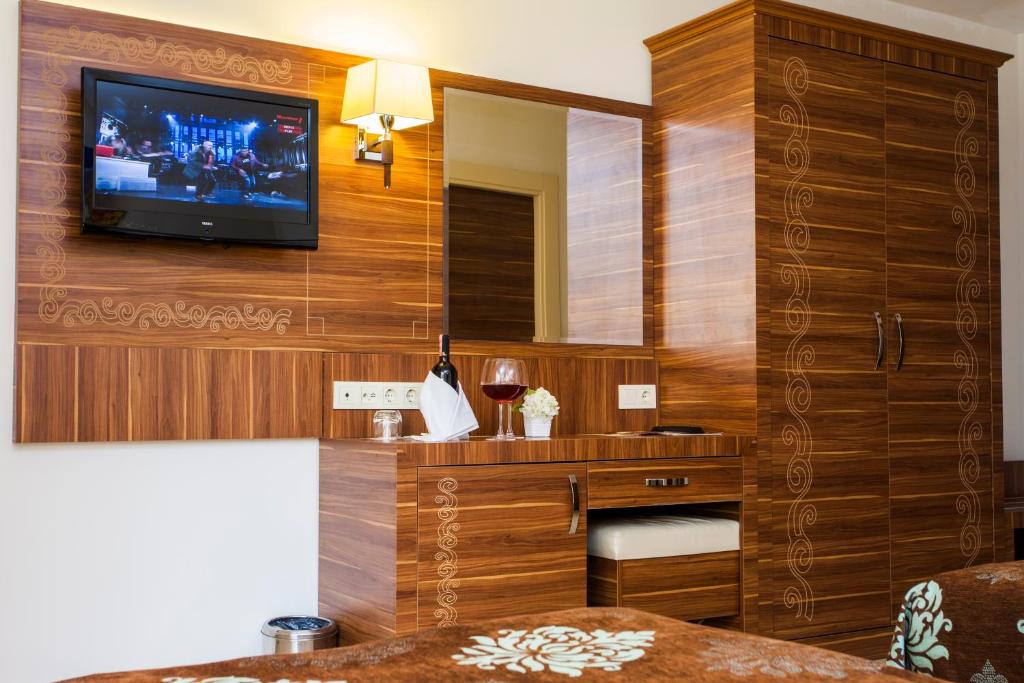 Oba Time Hotel — Hotel rooms in Alanya