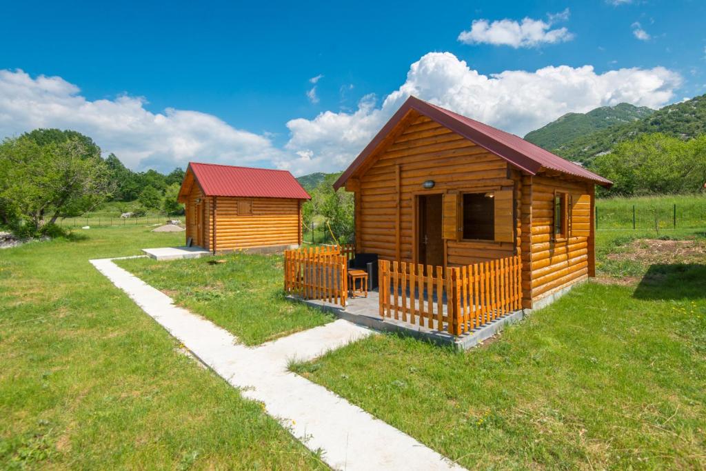 Lovcen mountain cottages photo