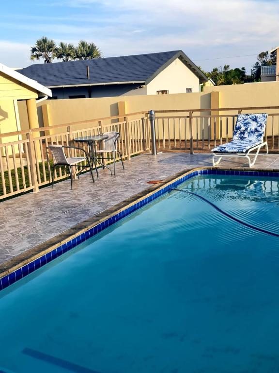 36 frere road shelly beach , margate photo