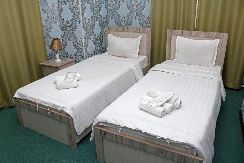 Chinor Garden Hotel - Airport Pick-Up for Only 5 Dollars photo