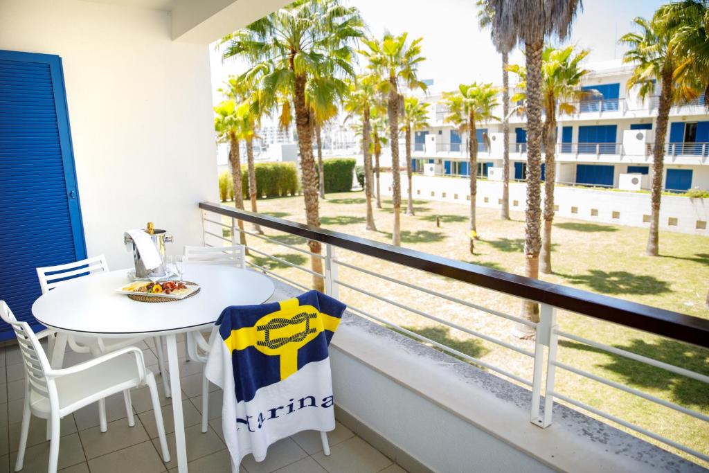 Marina Club Lagos Resort — Hotel rooms in Lagos, Faro