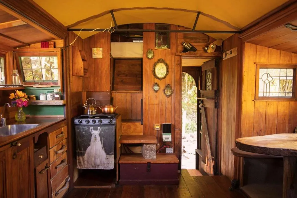 Alpacas Off Grid - House Truck，位于塔卡卡的酒店