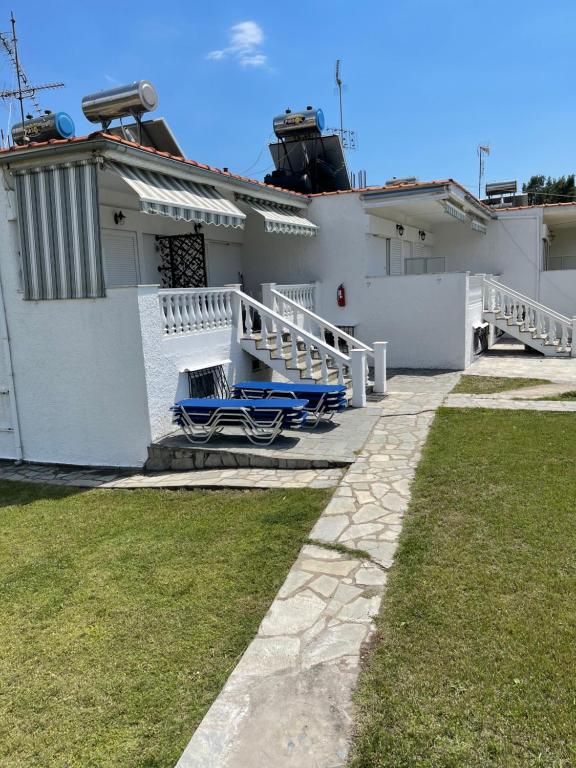Garden View Apartments photo