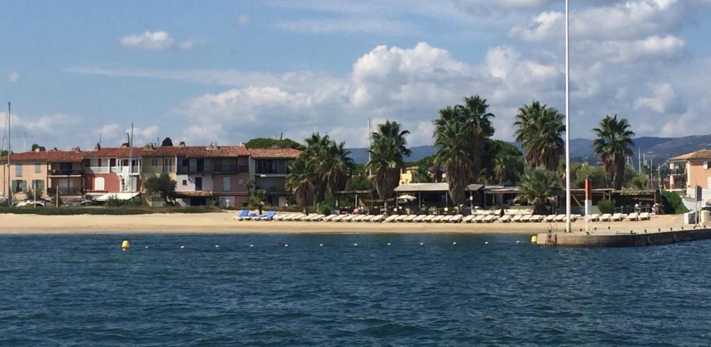 Romance in Port Grimaud photo