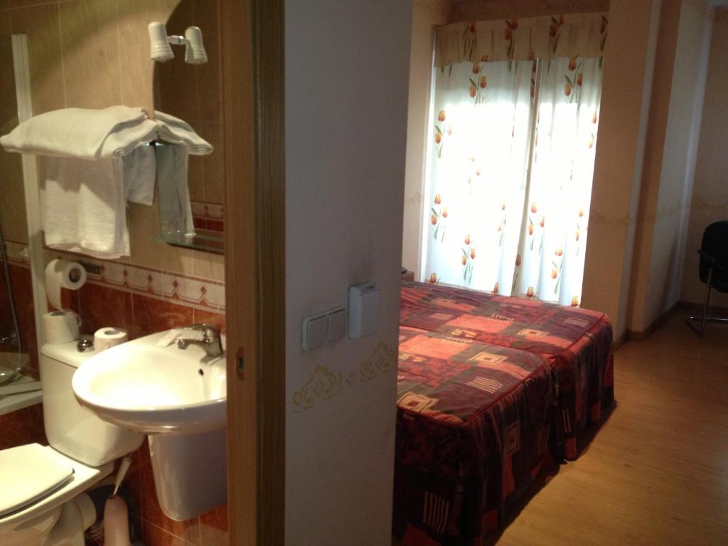 Hotel Don Angel photo