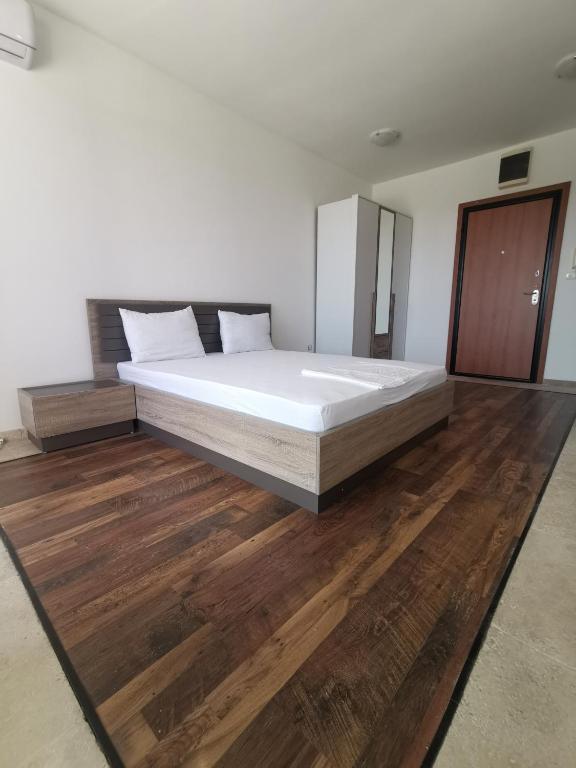 New Luxury Apartments BaR - 3