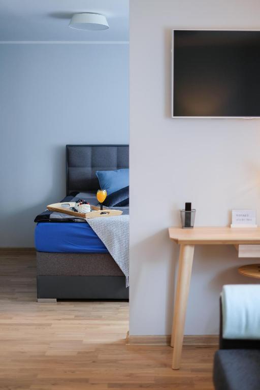 Shared lounge/TV area