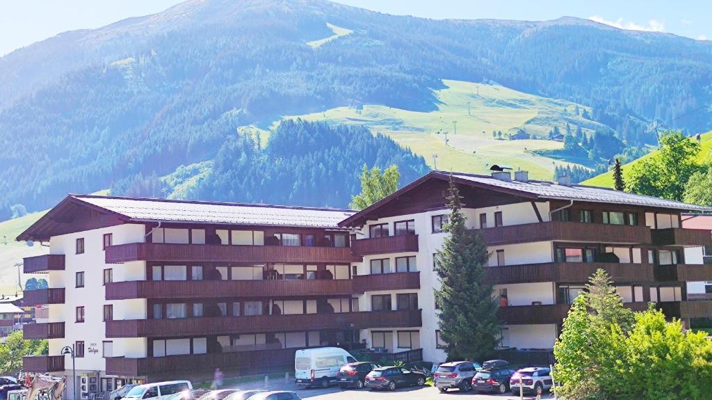 Wohnanlage Hinterfeldweg "Summer Jokercard" included — Hotel in Hinterglemm
