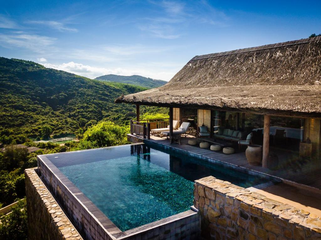 スイミングプール