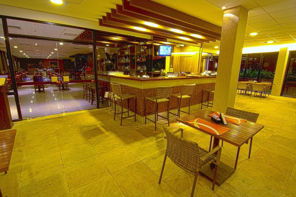 Bar/lounge