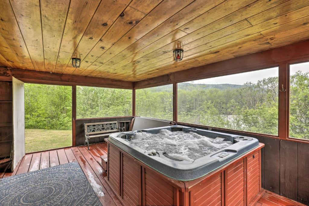 Supreme Family Getaway in the White Mountains!
