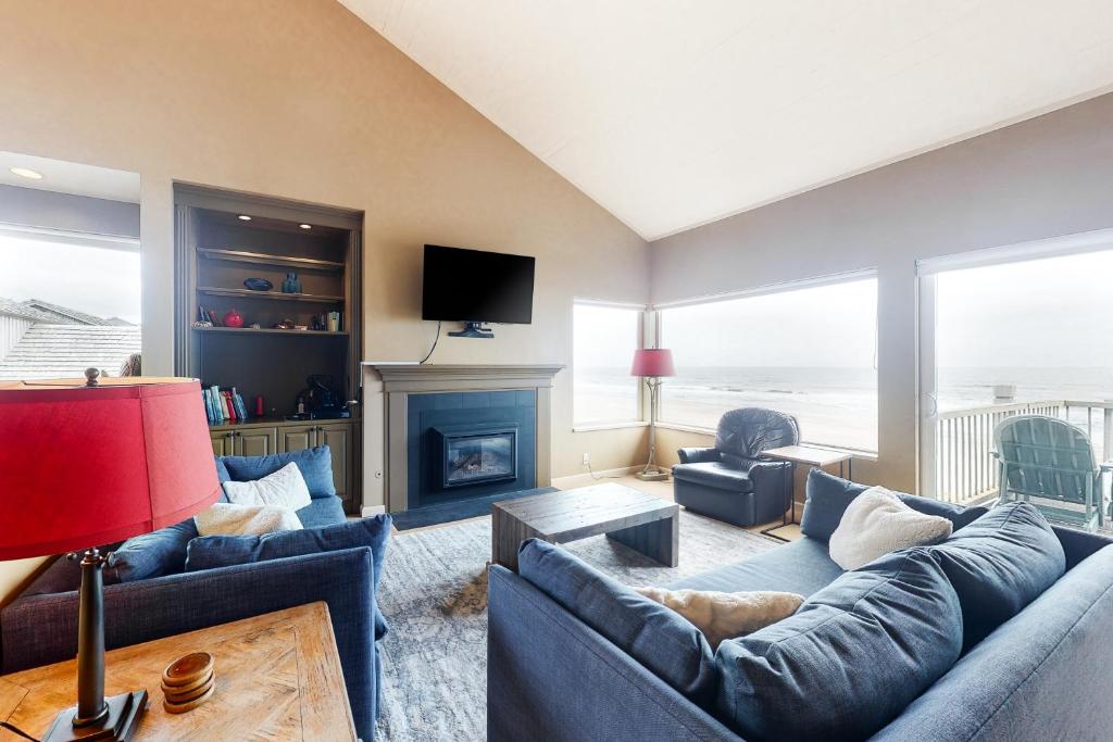 Searidge D2, Depoe Bay