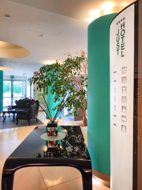 Just Hotel Lomazzo Fiera Photo 13