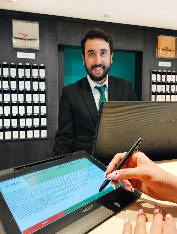 Just Hotel Lomazzo Fiera Photo 19