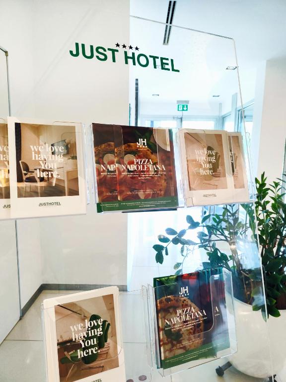 Just Hotel Lomazzo Fiera Photo 24