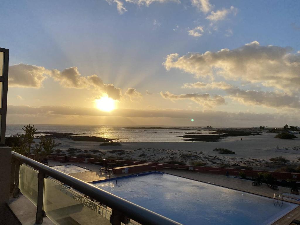 Marfolin 24, Cotillo