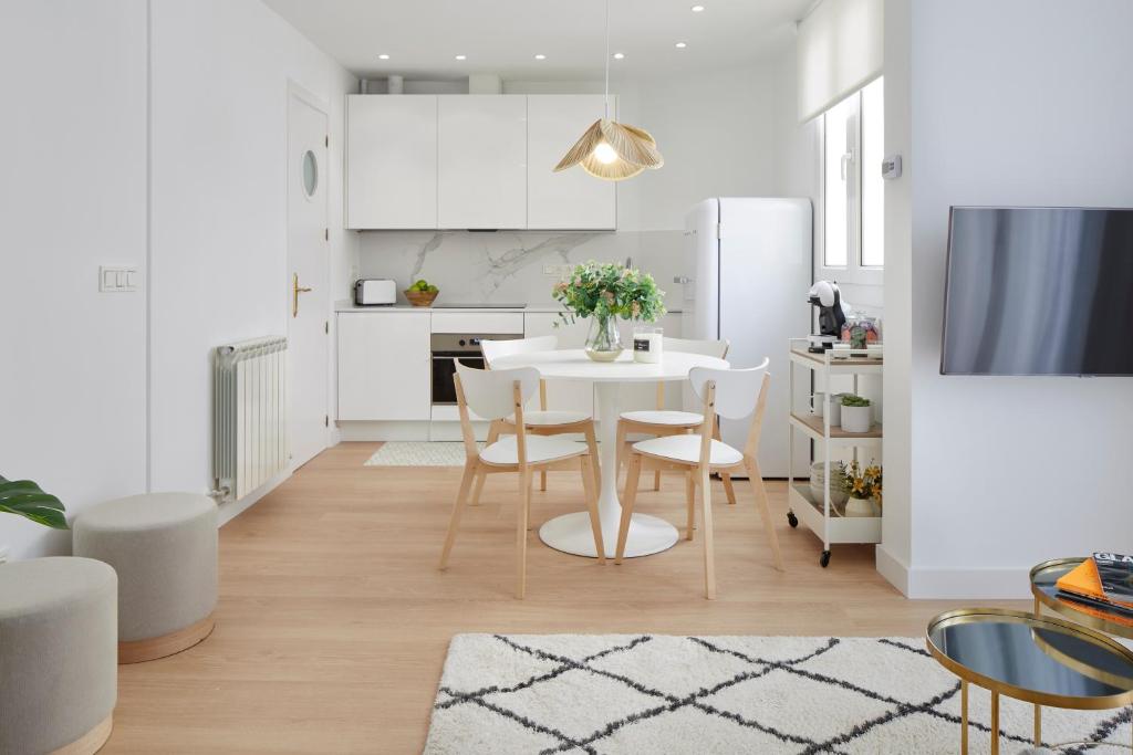 Moneo by FeelFree Rentals - 2