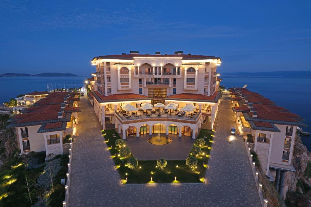 Katre Island Hotel — Hotel in İstanbul