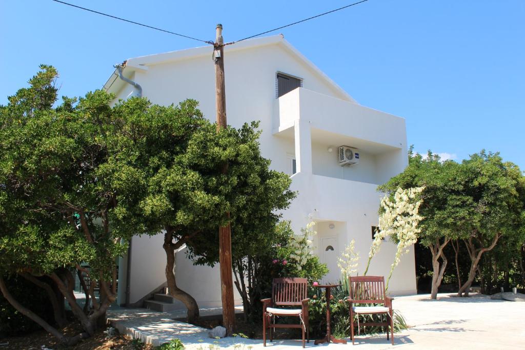Apartman Boki, Pag