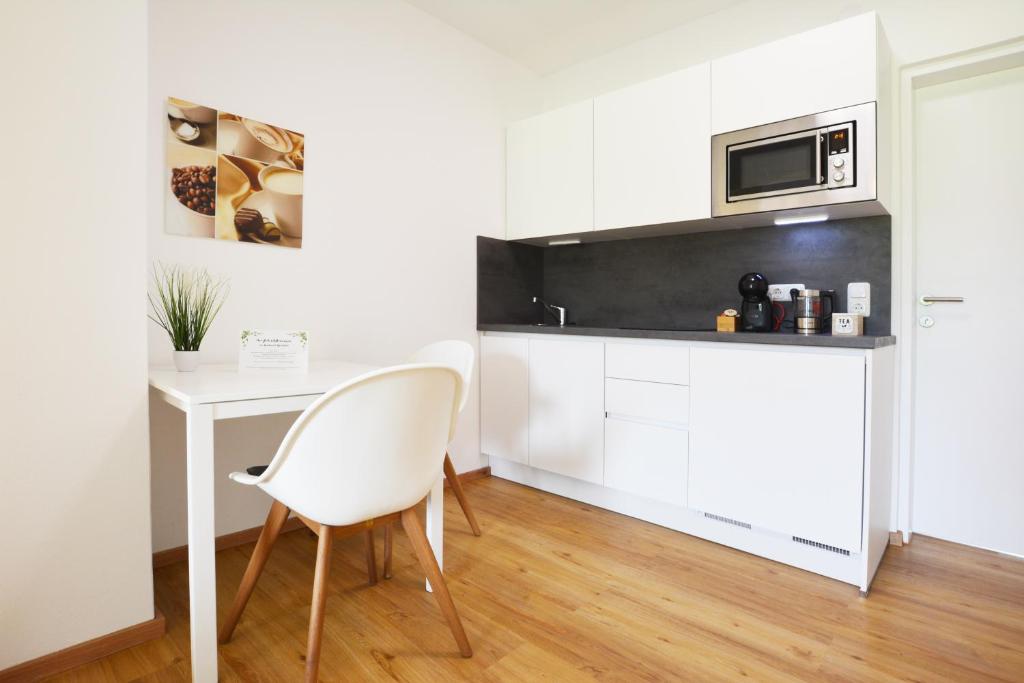 Sonniges Apartment mit Balkon in Ruhelage - 4