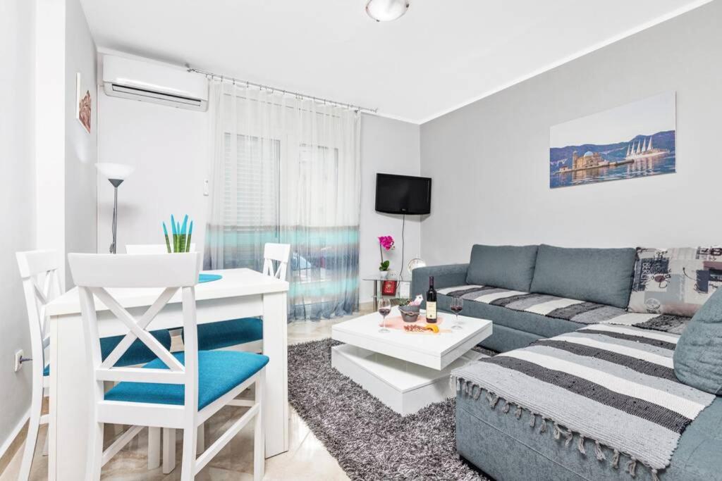 Apartment Milos, Kotor