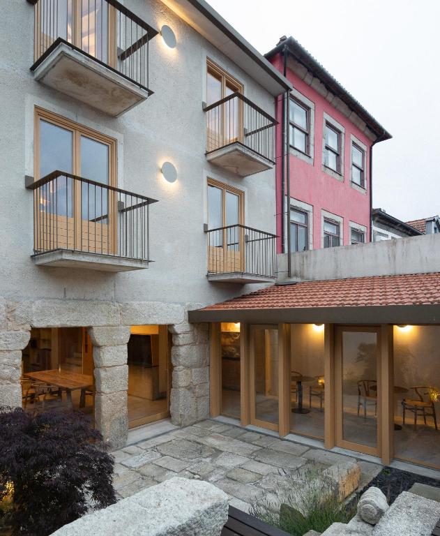 Na Travessa Suites — Hotel in Porto