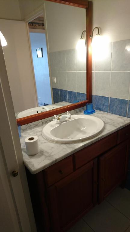 APT FRONT DE MER DANS RESIDENCE LUXE SECURISEE - 4