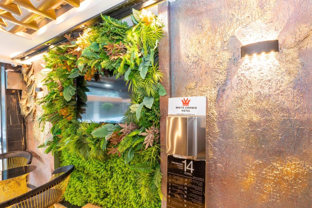 フロント・ロビー