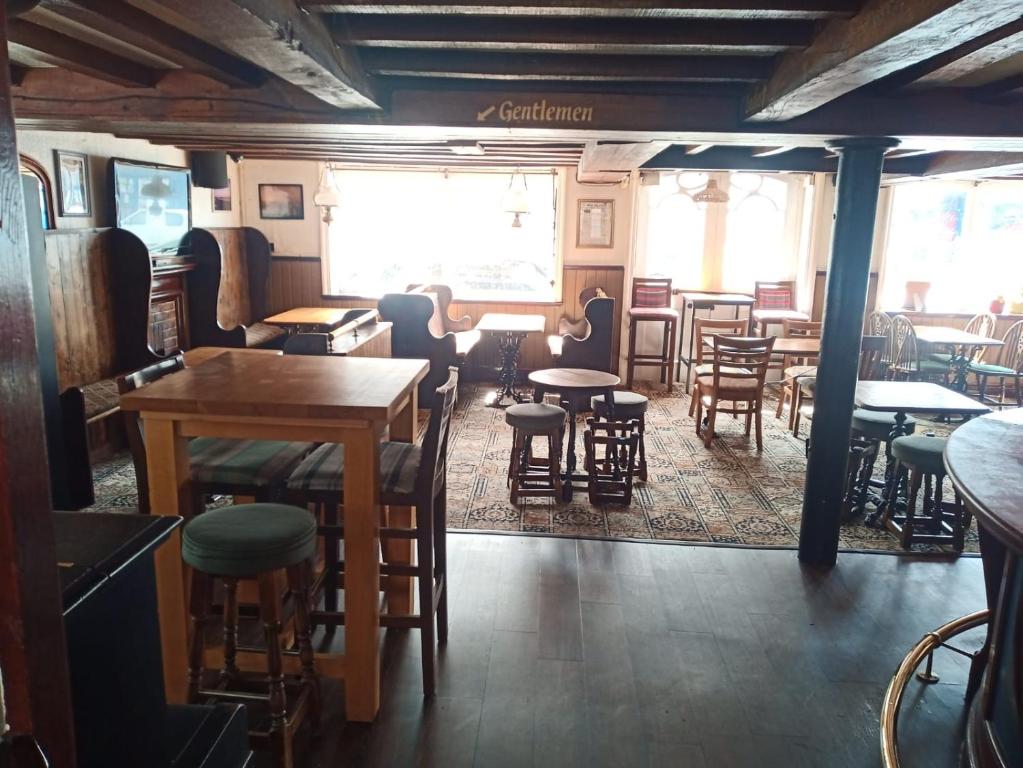 The Royal Oak - photo 3