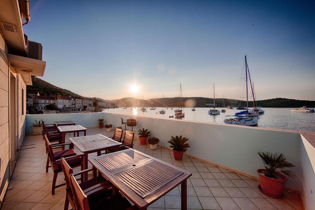 Nautic Studio A2, Vis