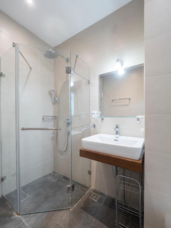 Seaside Rest Apartments photo