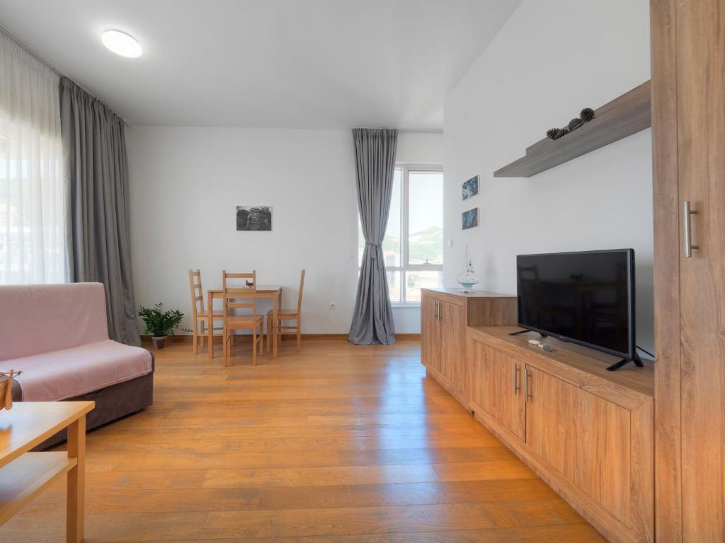 Seaside Rest Apartments photo