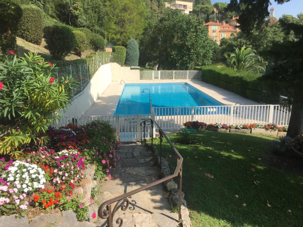 Clim Jardin et parking privé -piscine tennis et Park Vue mer - 1
