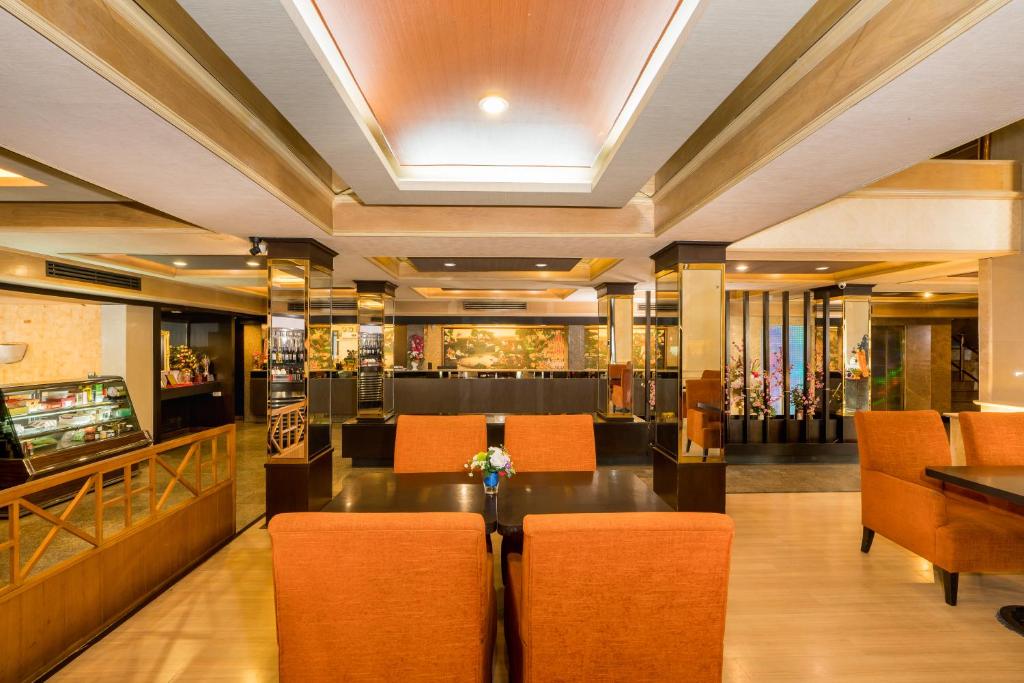 The Niran Grand Hotel photo