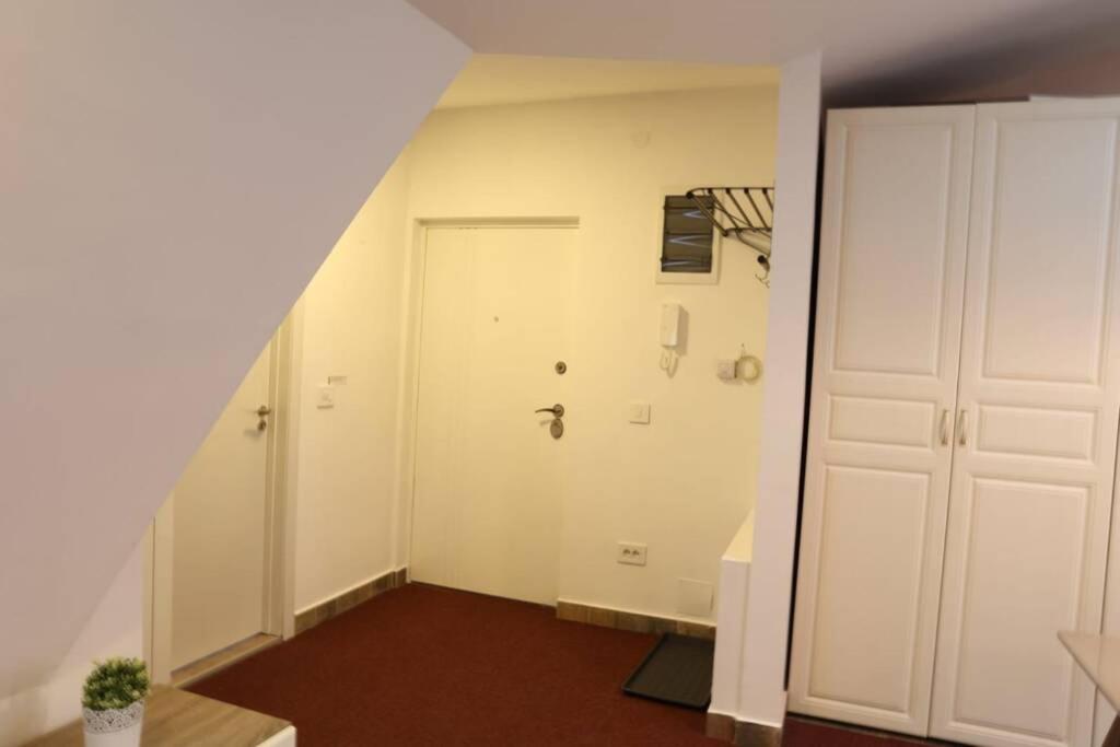 Belgrade Center Apartment Nusiceva photo