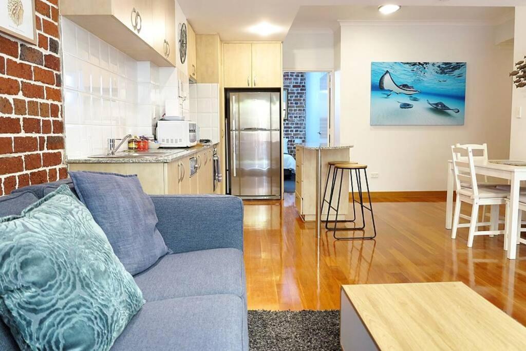 Underwater Oasis Freo 1 bedrooms M with Courtyard & 1 Car Bay