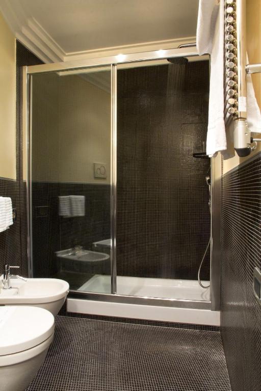 ห้องน้ำ